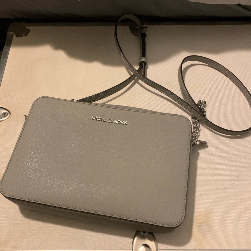 Michael Kors JetSet Crossbody